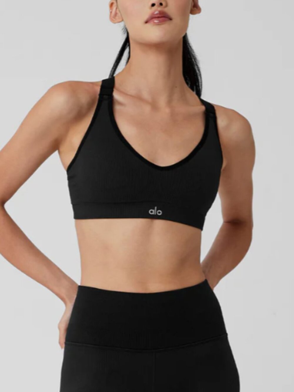 alo Set - Seamless Ribbed Favorite Bra & 5" Ribbed Favorite Short